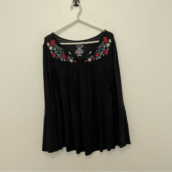Time and Tru Black Long Bell Sleeve Floral Embroidered Blouses Western Small - Picture 9 of 9